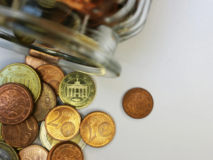 gouden en zilveren ronde munten